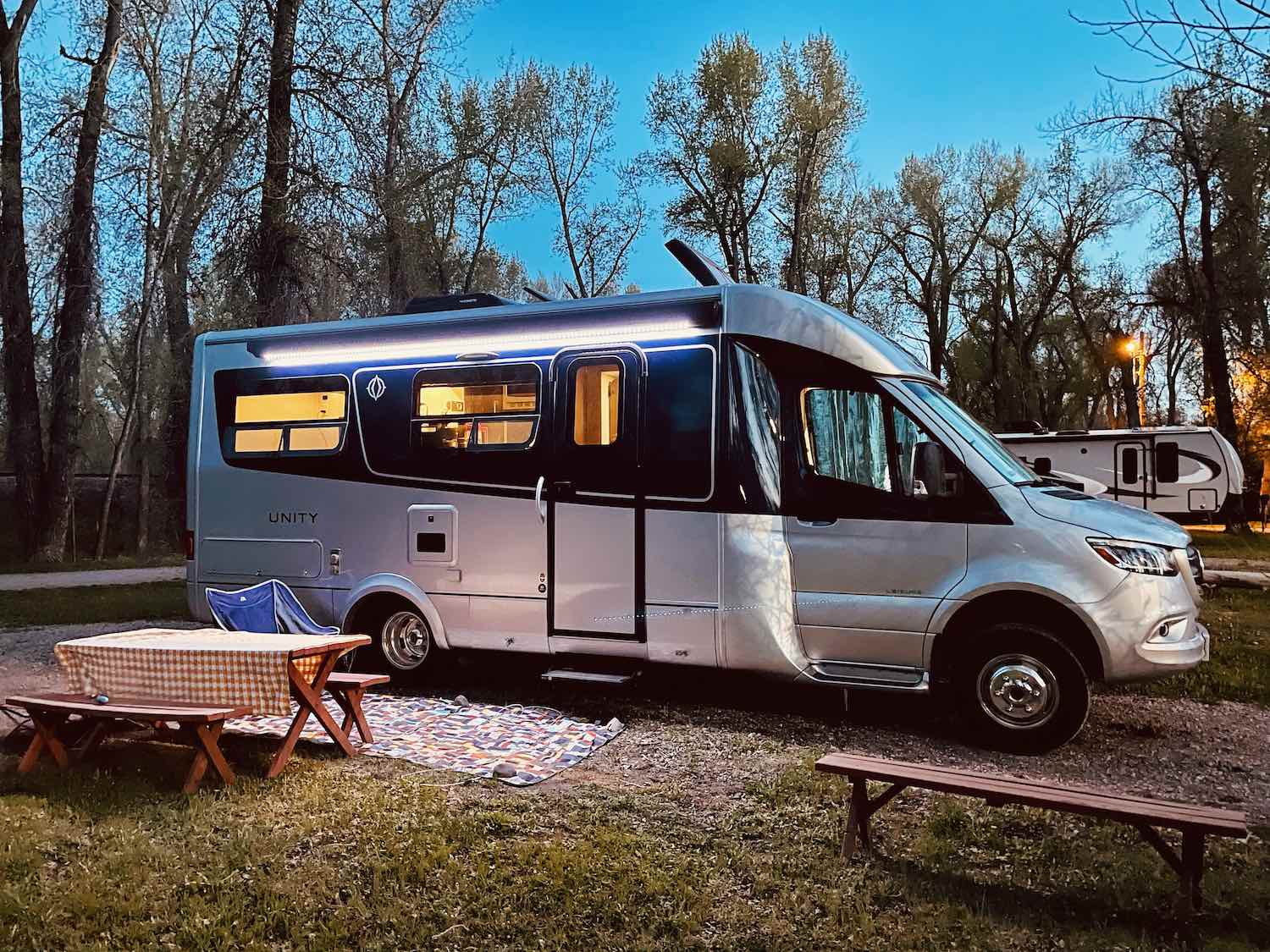 10 Must-Know Tips for New RV Owners: A Beginner’s Guide to Road Tripping