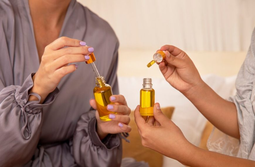 Essential Oil Essentials: How to Choose and Use Effectively