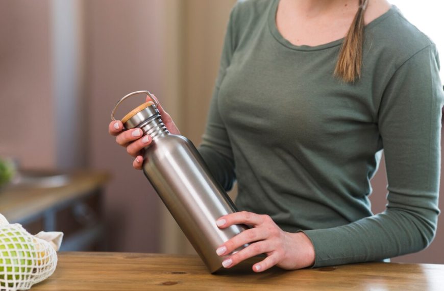 Stainless Steel Water Bottles: Guide On Durability And Health Benefits