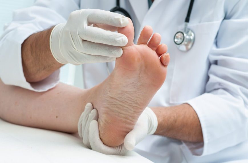 Reason To Call A Podiatry Specialist For Foot And Ankle Problems
