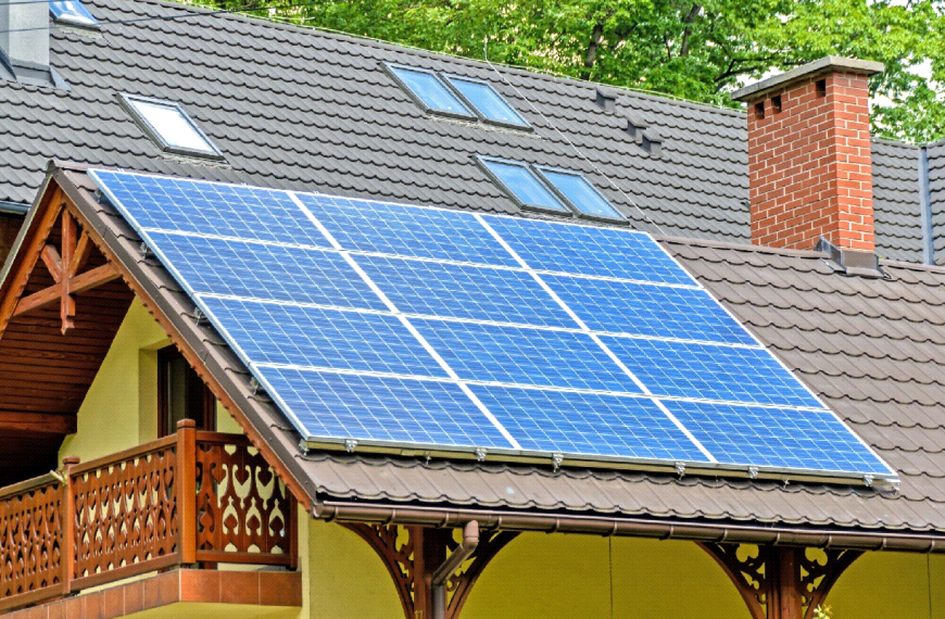 The Future is Bright: How Solar Electricians Are Changing the Industry