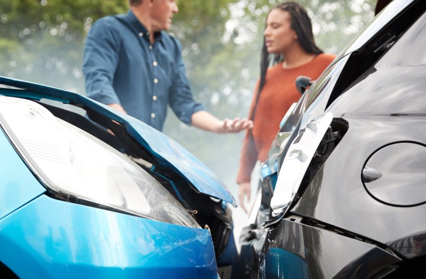 Protecting Your Rights: Legal Do’s and Don’ts After a Car Accident