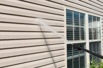 How Tight Should Vinyl Siding Be On My Indiana Home?